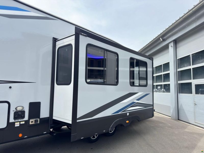ARCTIC WOLF FIFTH WHEELS 287BH