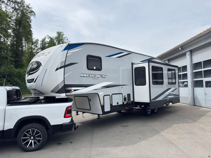 ARCTIC WOLF FIFTH WHEELS 287BH