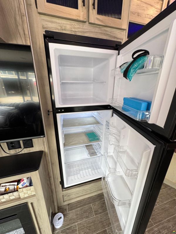 ARCTIC WOLF FIFTH WHEELS 287BH