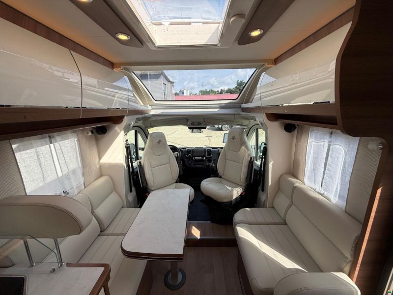 Rapido Serie 6 666 F