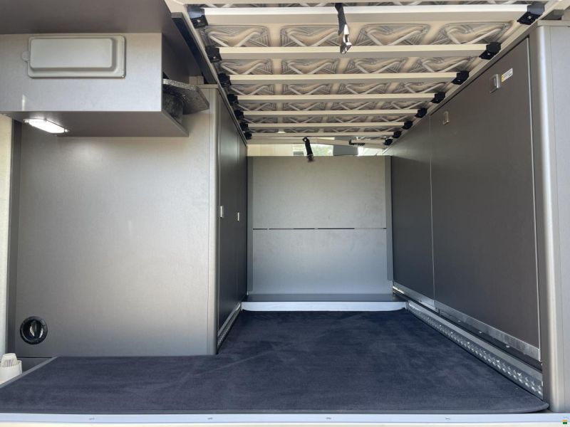 Volkswagen Grand California 600