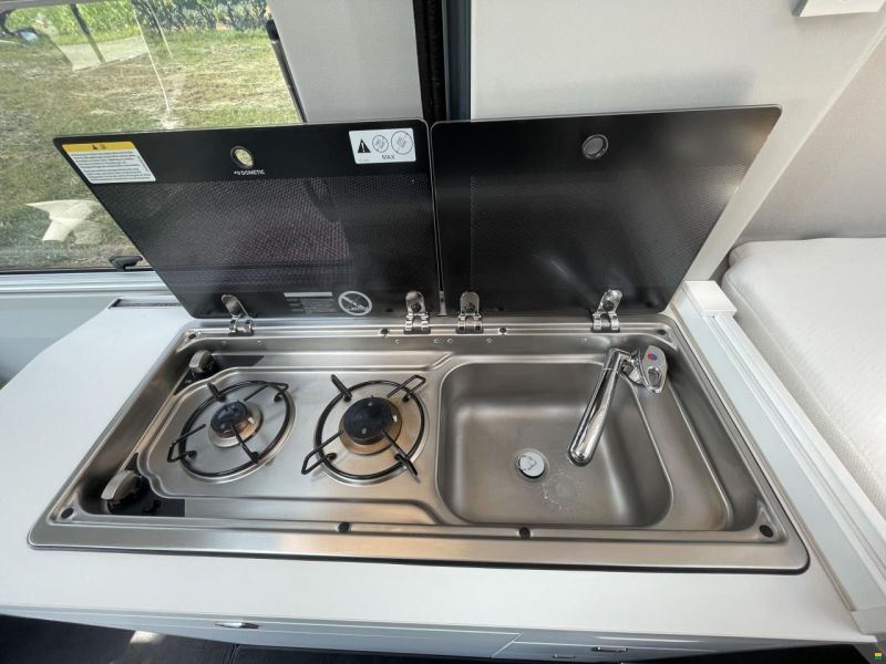 Volkswagen Grand California 600