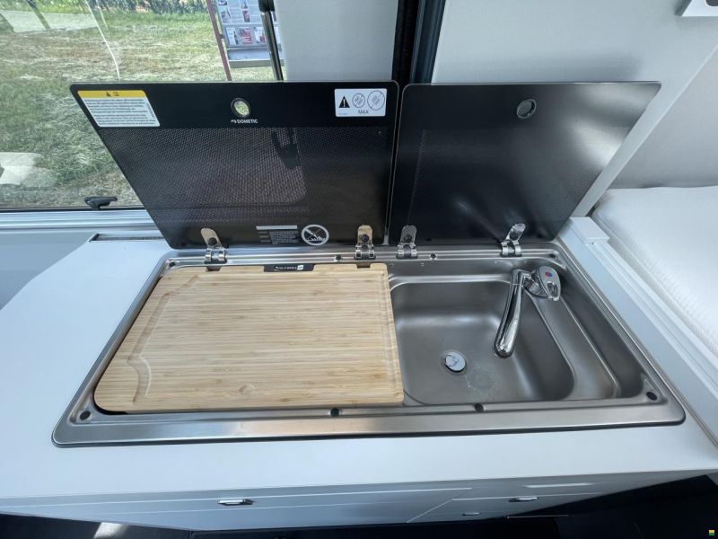 Volkswagen Grand California 600