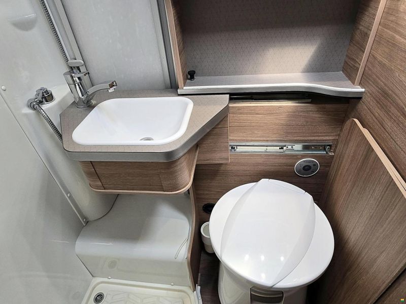 Weinsberg CARACOMPACT 600 MEG PEPPER EDITION 2.2