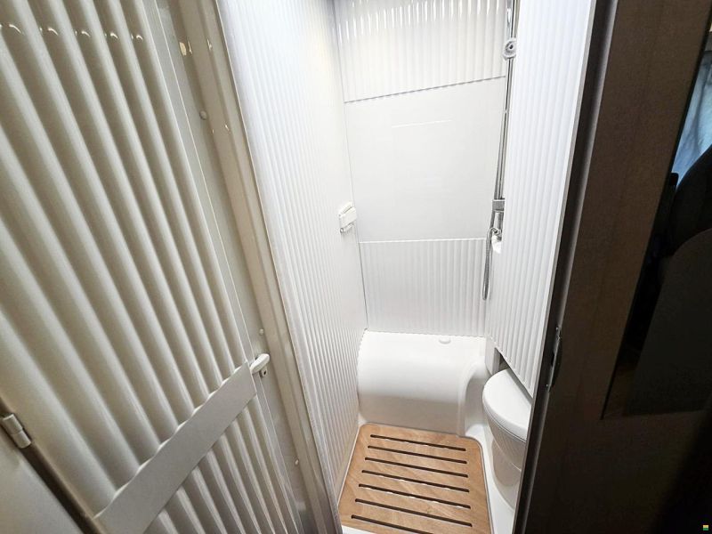 Etrusco V 5900 DB 2.3 MJ