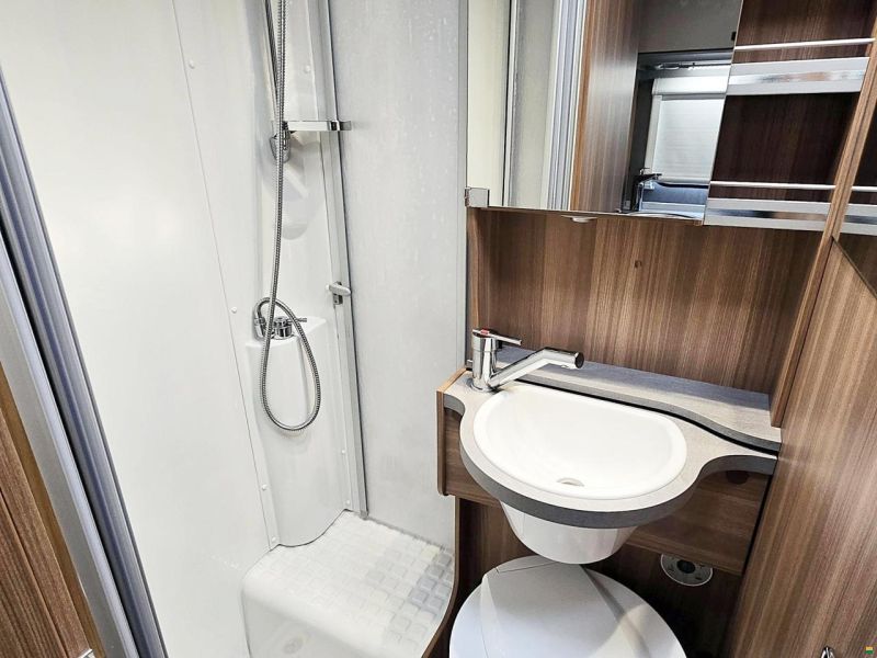 Weinsberg CARACOMPACT 600 MEG PEPPER EDDITION 2.0