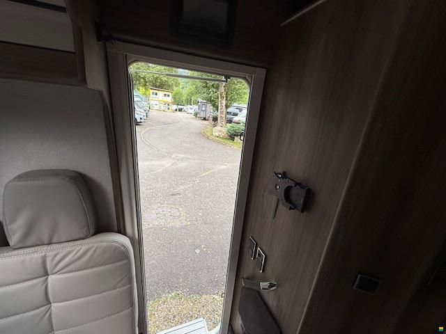 Kabe Travel Master Novum 720 LGB Compact