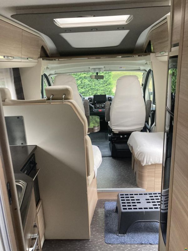 Adria Coral 670 plus sl