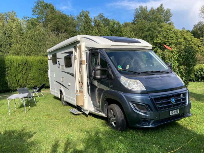 Knaus R11
