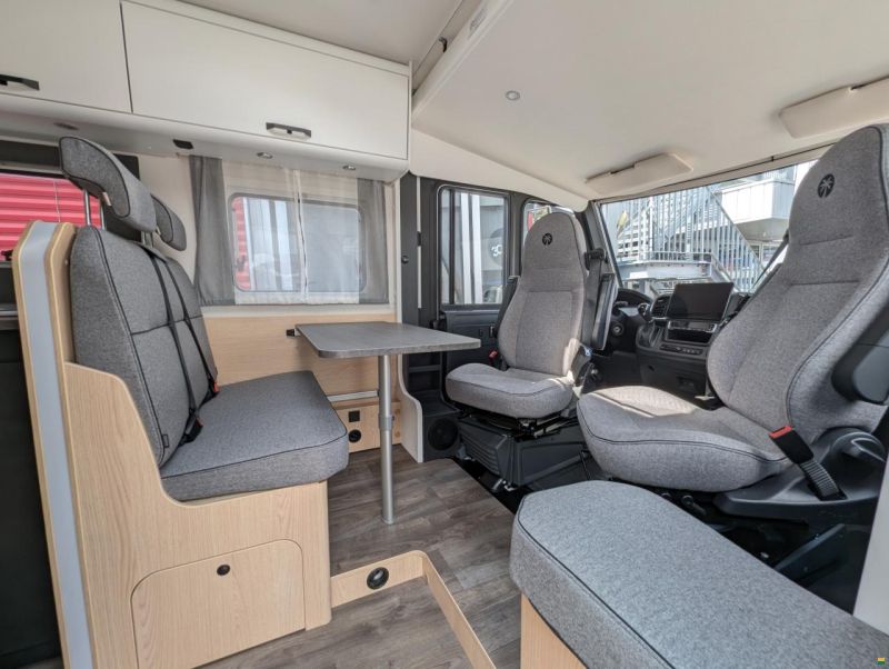 Sunlight I 67S Adventure