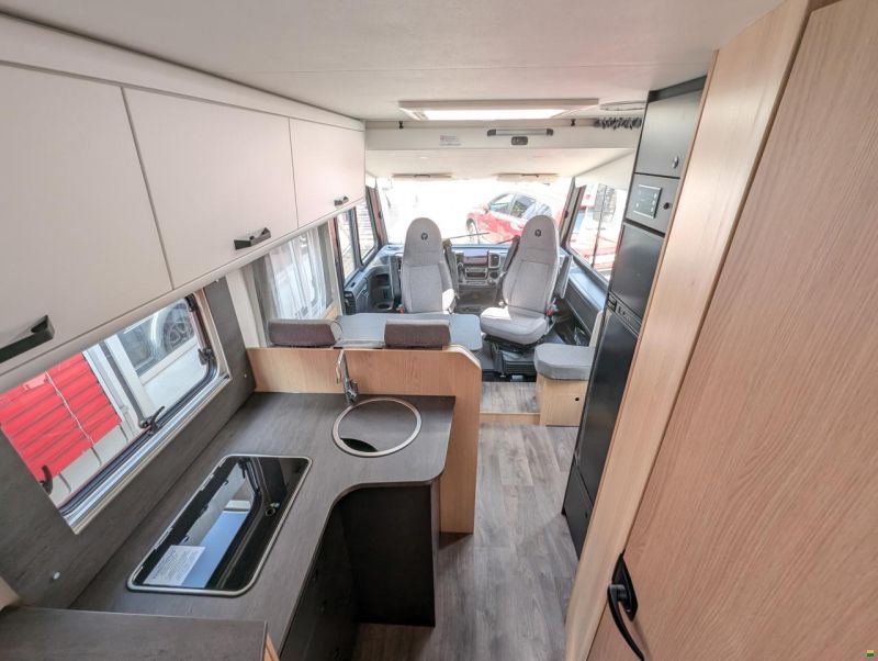 Sunlight I 67S Adventure