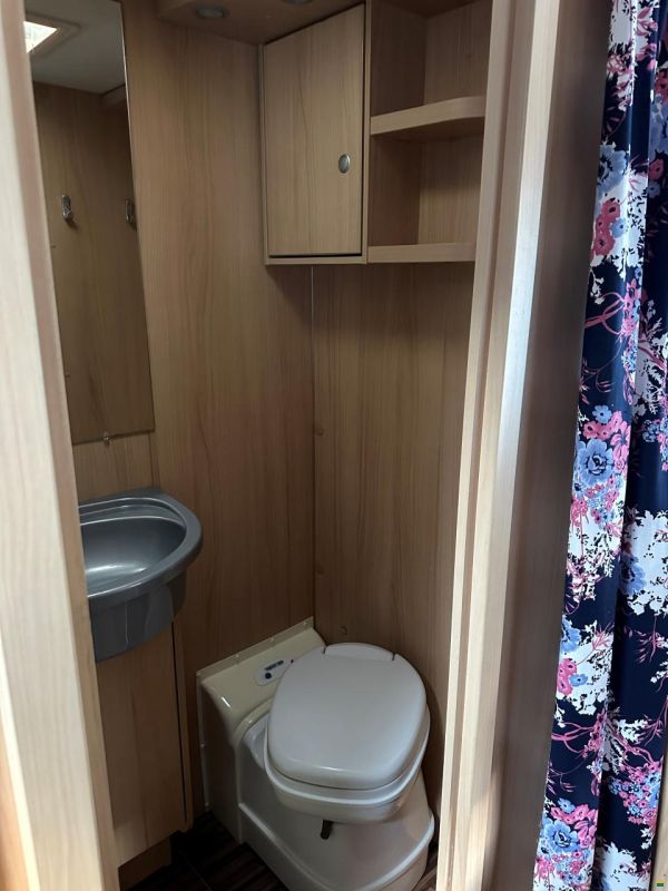 Fiat Ducato Orange Camp