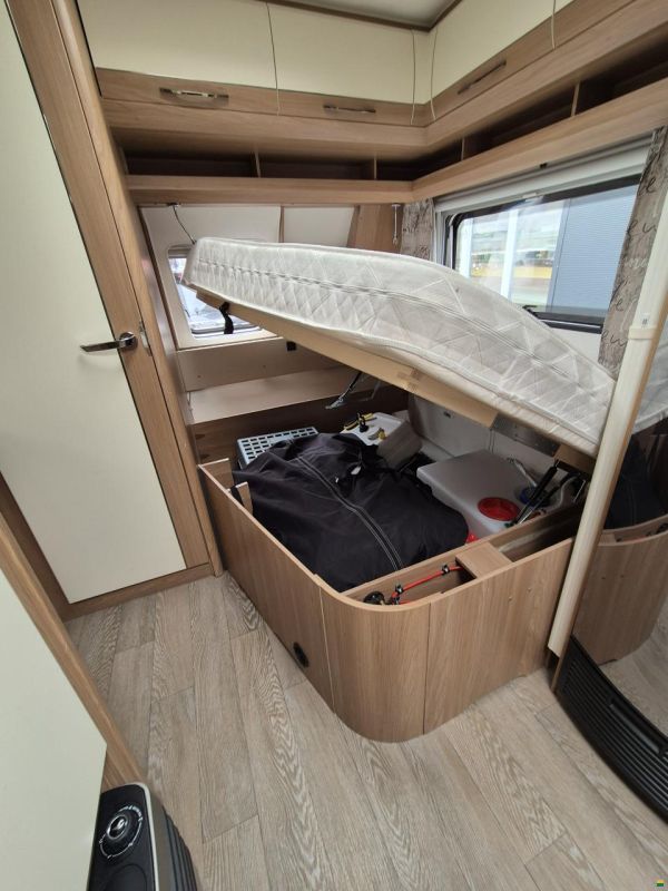 Hobby 540 KMFe De Luxe