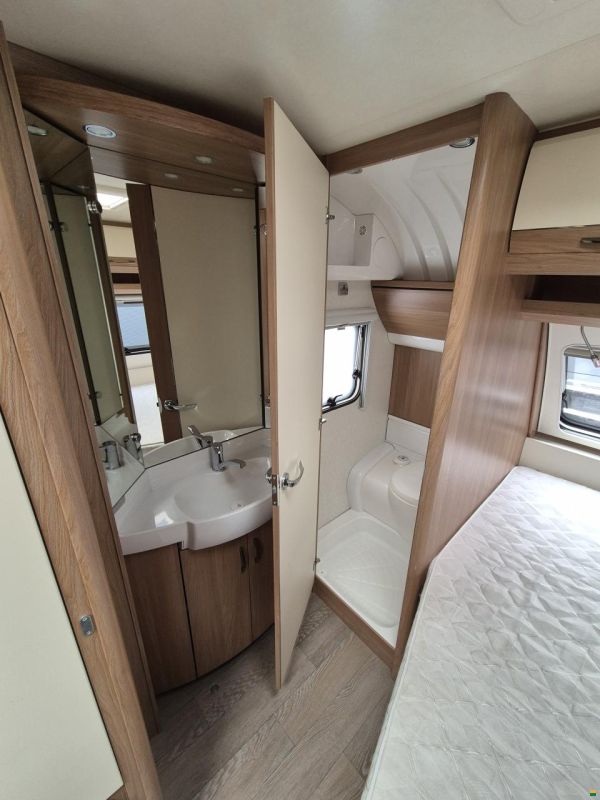 Hobby 540 KMFe De Luxe