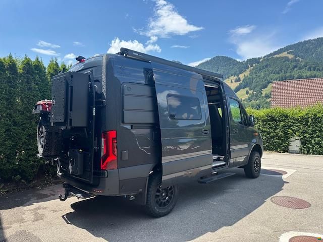 Mercedes Benz Sprinter Aquila S6 Ghost