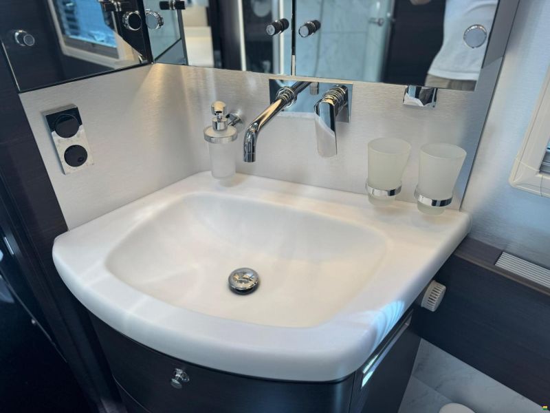 Concorde Charisma 860 LI