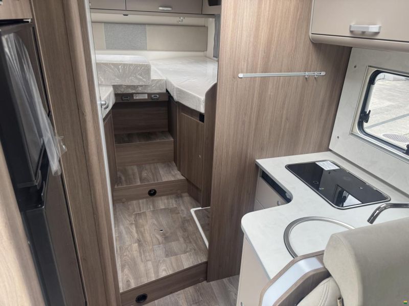 Carado T447 pro+ Automat 180PS