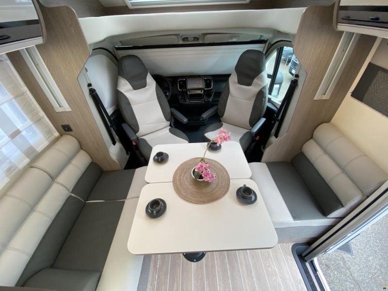 Roller Team Zefiro 266TL, Fiat 2.2MJ 140PS Automat