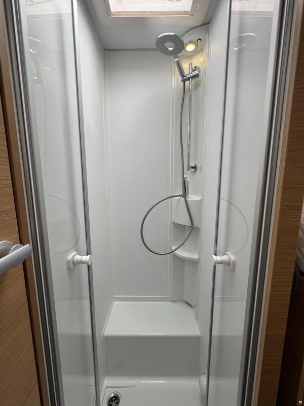 Adria Coral 670 DL 60 Years Selection Deluxe