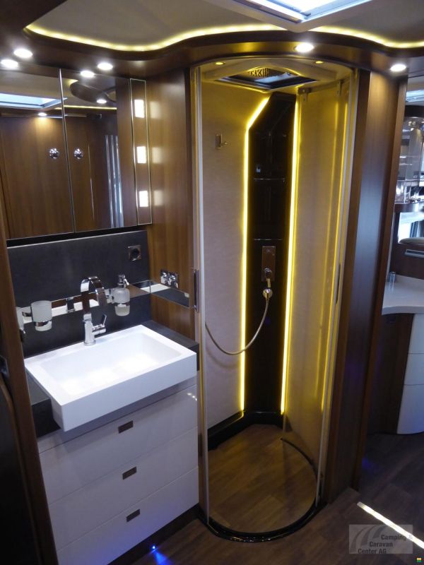 Carthago chic e-line I 64 XL QB