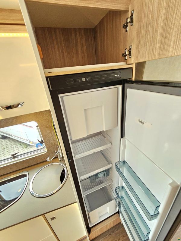 Bürstner Lyseo M Mercedes Benz Automat