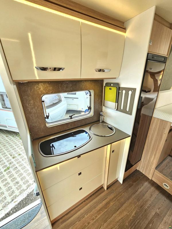 Bürstner Lyseo M Mercedes Benz Automat