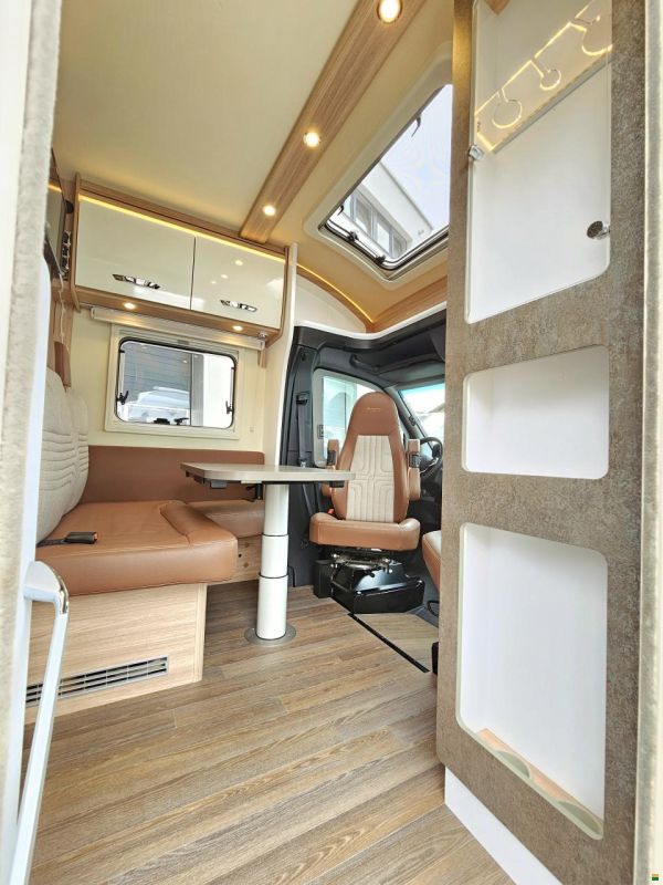 Bürstner Lyseo M Mercedes Benz Automat