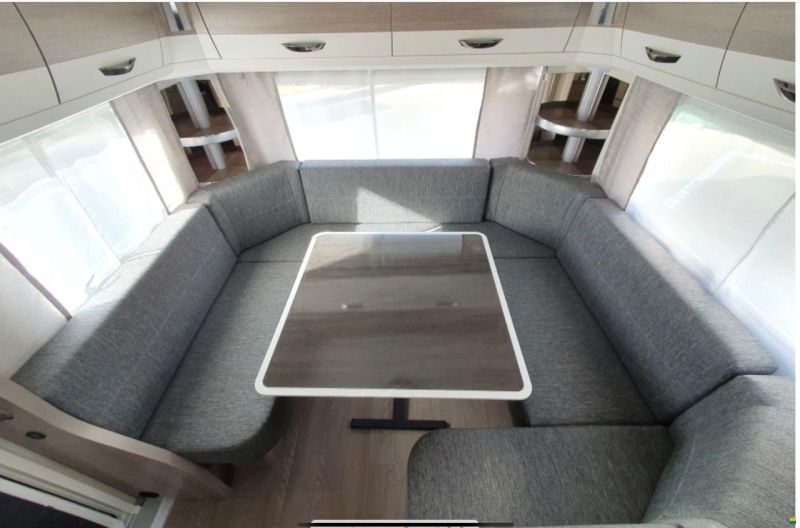 Hobby 27 EG Prestige 620 CL