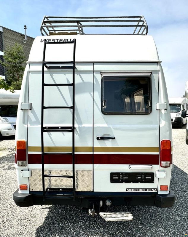 Mercedes Benz 208 2.3 85PS JAMES COOK **CULT CAMPER**