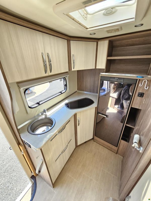 Bürstner Ixeo Time it 586