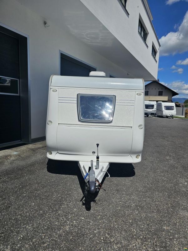 Hobby Excellent mit Queensbett, Klima, Mover!