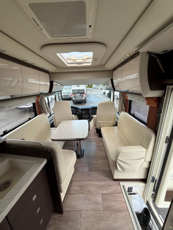 Morelo Empire 92 M IVECO Daily 70 C 21