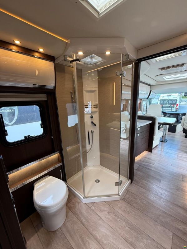 Morelo Empire 92 M IVECO Daily 70 C 21