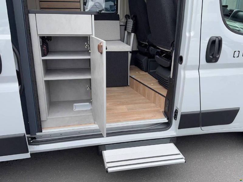 Crosscamp CV Flex 541 3.5t L2H2 2.2TD140