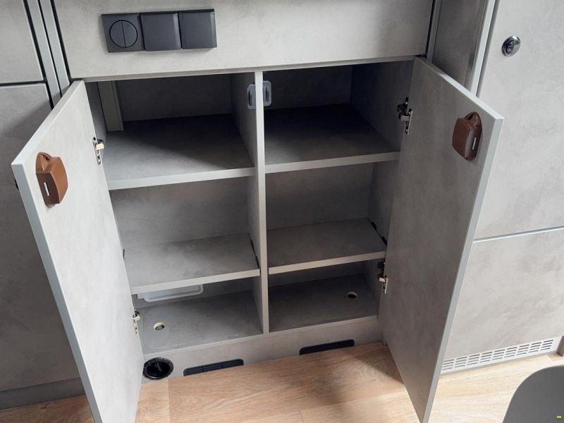 Crosscamp CV Flex 541 3.5t L2H2 2.2TD140