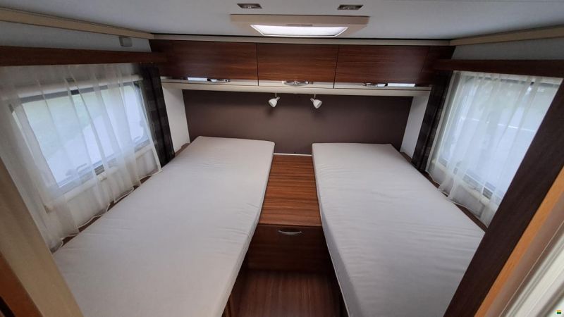 Adria Matrix Platinum M 670 SL