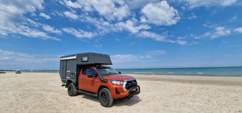 Toyota Hilux mit Wohnkabine