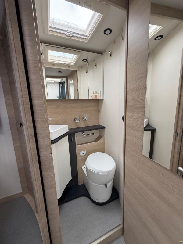 Rapido SERIE 8F 896 F