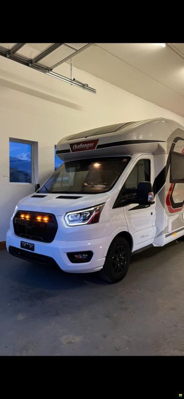 Challenger 260 Graphite Premium