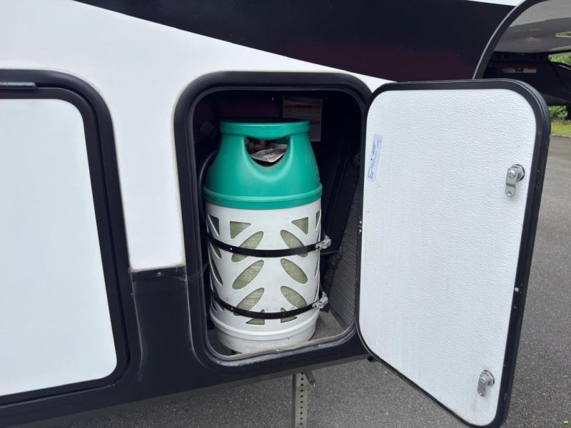 ROCKWOOD REFLECTION 278BH