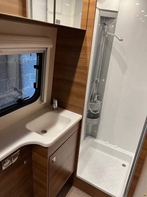 Dethleffs Nomad Snow RFT 560