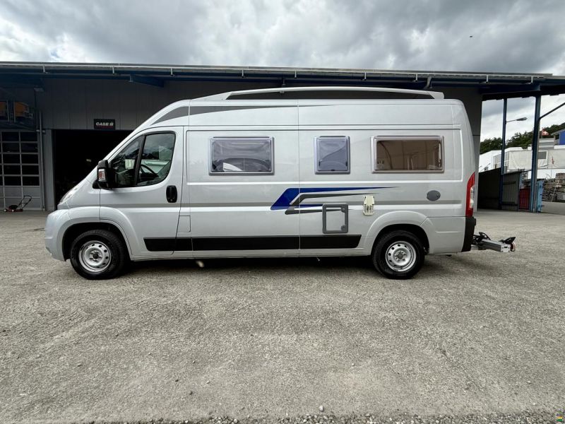 Eura Mobil Quixtra - Travelvan