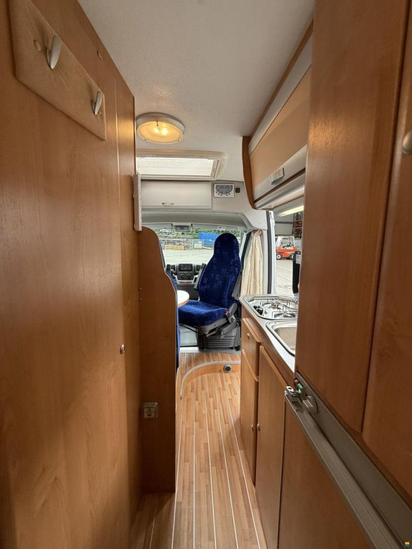 Eura Mobil Quixtra - Travelvan