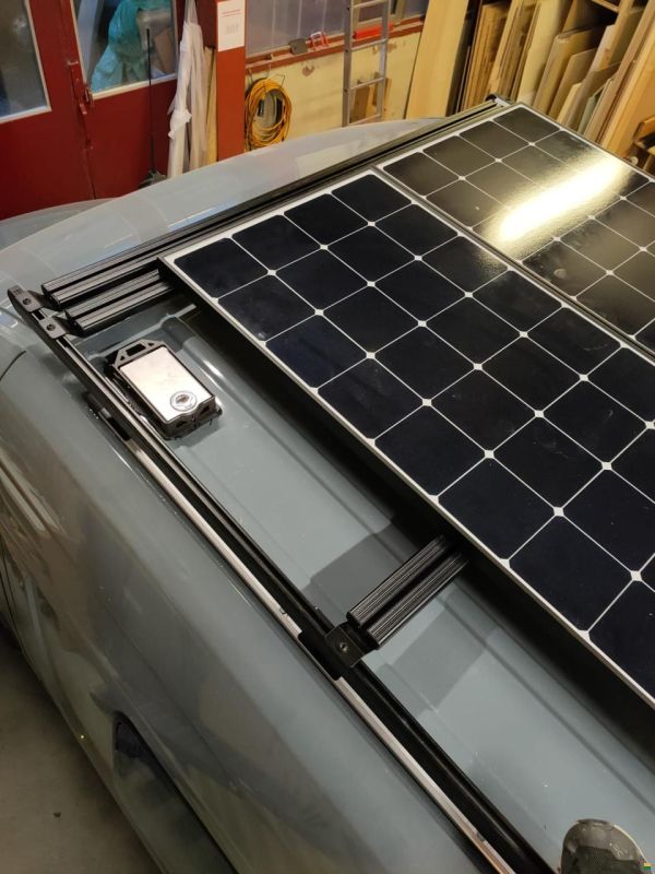 Mercedes Benz Sprinter 319 CDI Standard 9G-TRONIC 4x4