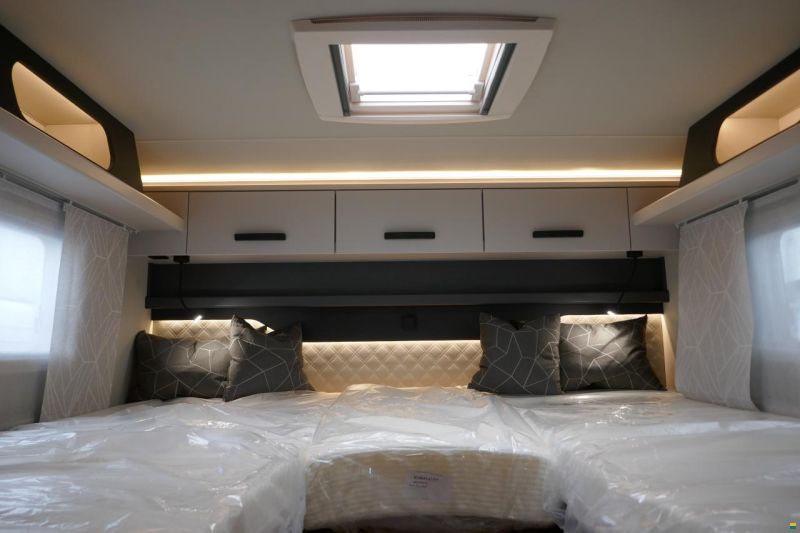 Knaus L!VE TI 650 MEG Platinum Selection