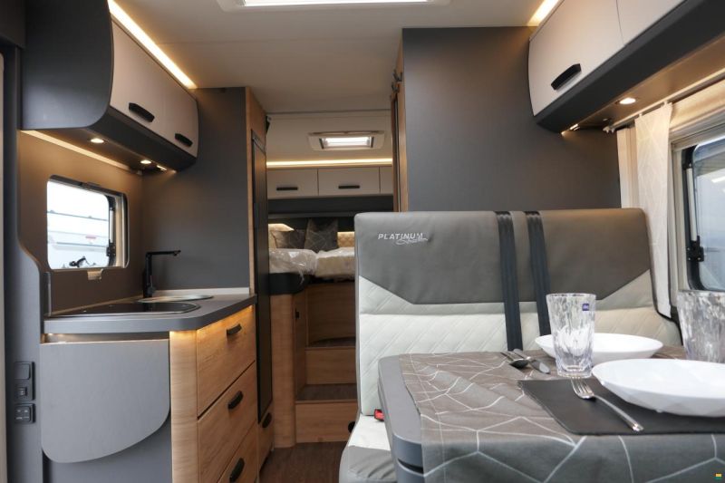 Knaus L!VE TI 650 MEG Platinum Selection