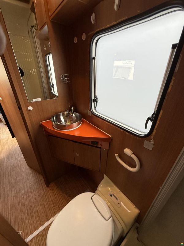 Carado Capron T348 - 2 People - Solar