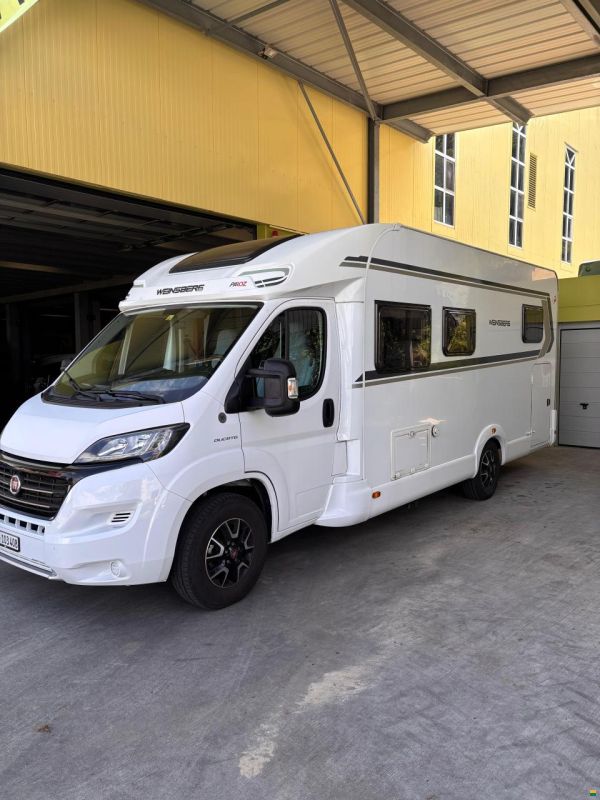 Weinsberg Carasuite K250