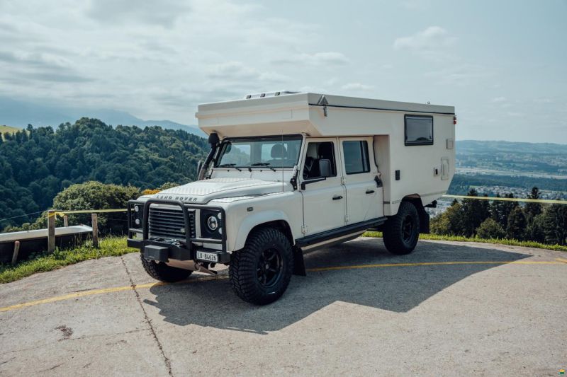 Land Rover Defender 130 Expedition