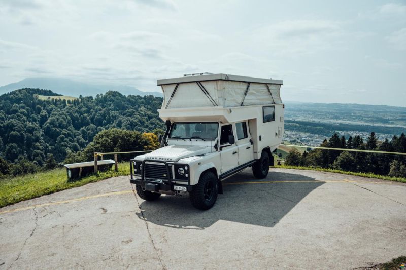 Land Rover Defender 130 Expedition